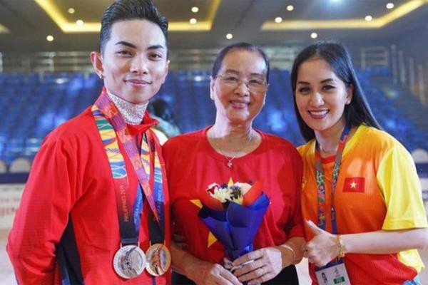 Me ruot Khanh Thi: Van cong tai nang, U80 sac voc van tre khoe-Hinh-4