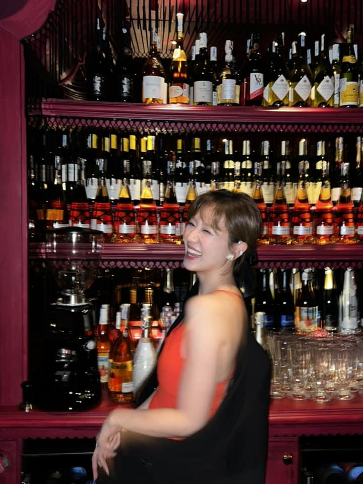 Hari Won ven ao khoe eo, lam ro nghi ngo bau bi-Hinh-2