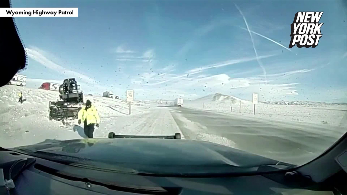 Video: Khoanh khac si quan My thoat chet kho tin trong gang tac