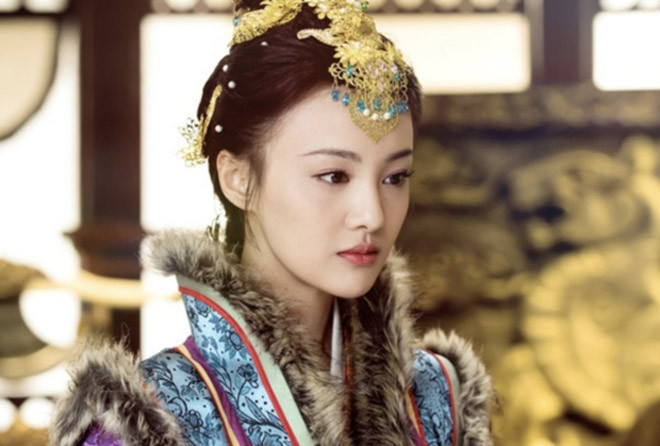 5 mỹ nhân sở hữu võ công tuyệt đỉnh trong kiếm hiệp Kim Dung - Hình 2 5 my nhan so huu vo cong tuyet dinh trong kiem hiep Kim Dung-Hinh-2