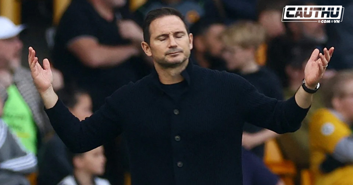 Frank Lampard & chiếc áo cũ khi quay lại Chelsea Frank Lampard & chiec ao cu khi quay lai Chelsea