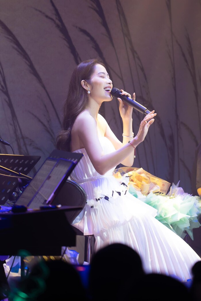 Giong Ho Van Cuong, Nam Em duoc khan gia tang tien-Hinh-4