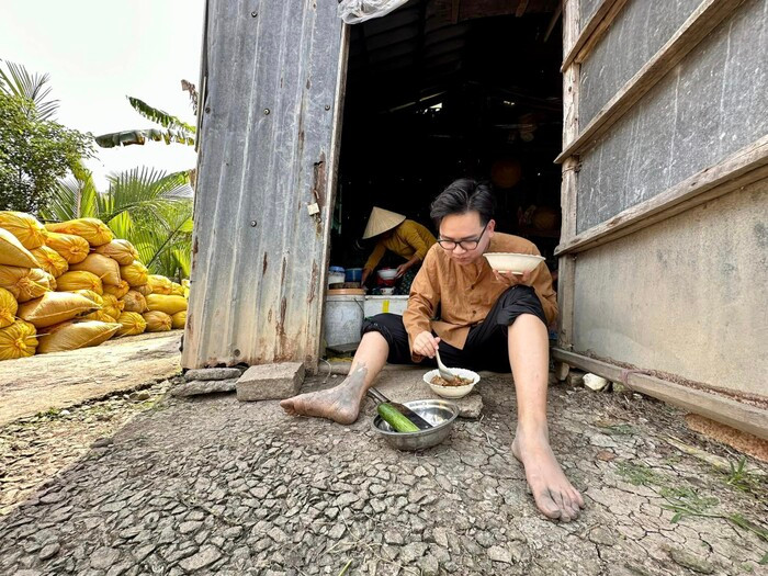 BTV VTV chiem song mang xa hoi boi man tro chuyen duoc voi heo-Hinh-5