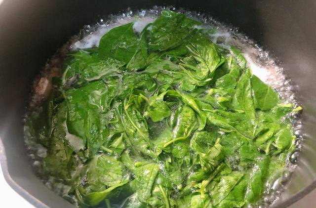 Loại rau dại ít người ăn lại là vị thuốc quý tốt cho gan - Hình 5 Loai rau dai it nguoi an lai la vi thuoc quy tot cho gan-Hinh-5