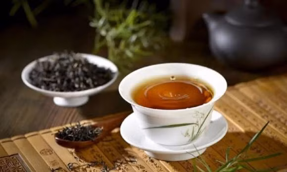 3 nen va 3 khong nen khi uong tra, hay chu y-Hinh-4