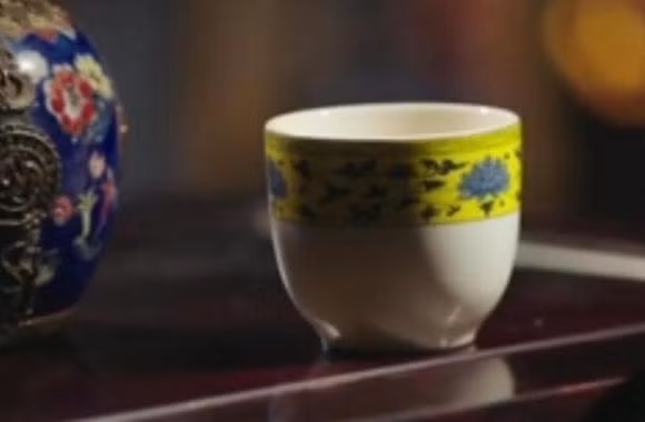 Nguoi xua thuong noi: “Anh hung kho qua ai my nhan”-Hinh-5