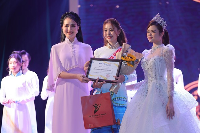 Dieu chua biet ve tan Nam vuong va Hoa khoi Dai hoc Thuy loi 2023