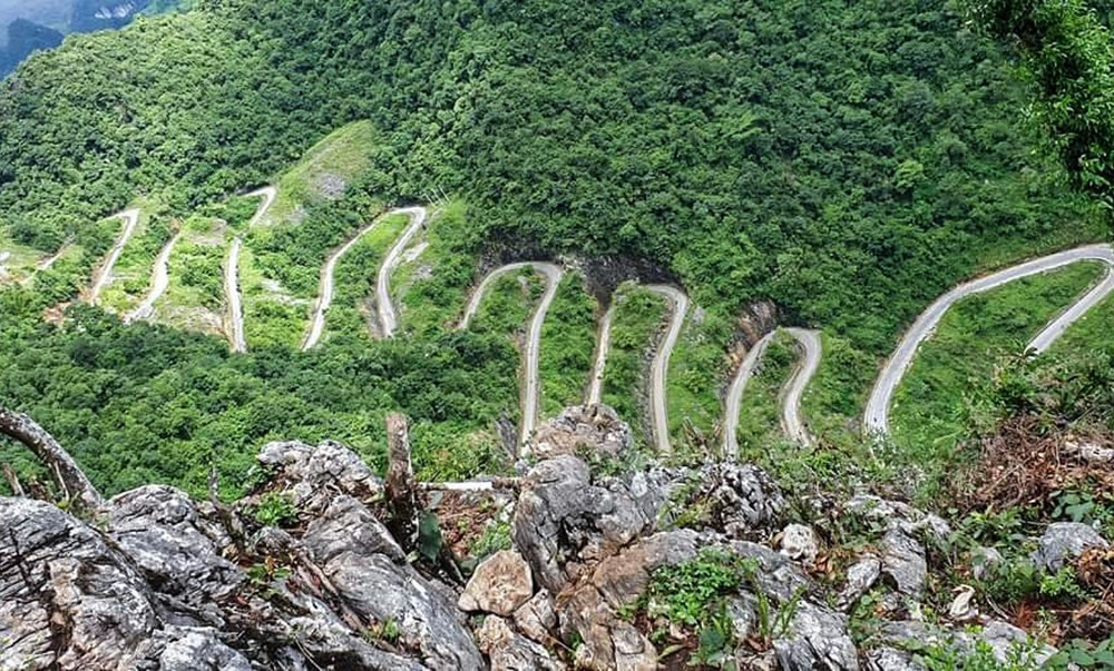 Trải nghiệm 14 tầng đèo lên 'cổng trời Bảo Lạc' Trai nghiem 14 tang deo len 'cong troi Bao Lac'