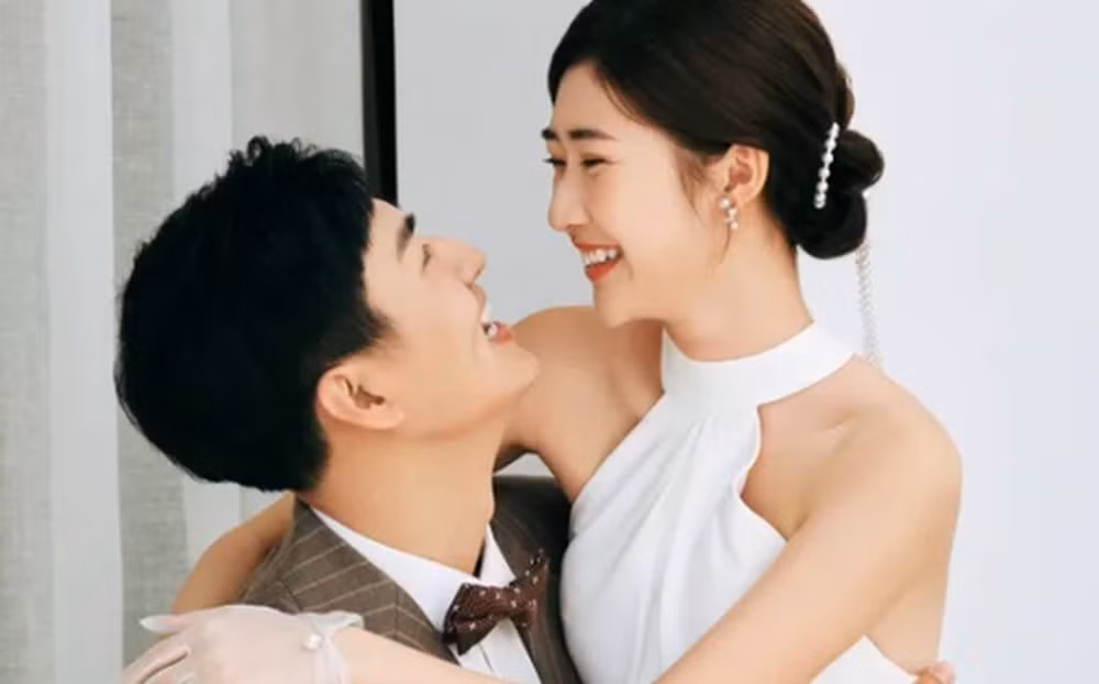 Nuoi em chong an hoc, mua nha can tien, co ay doi xu soc