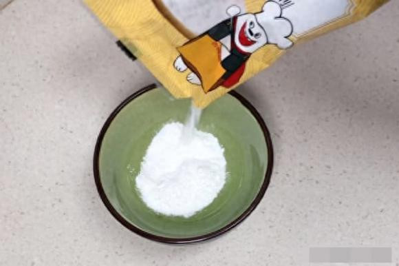 Gioang tu lanh bi moc, den? Cach lam sach de dang trong 3 phut-Hinh-3