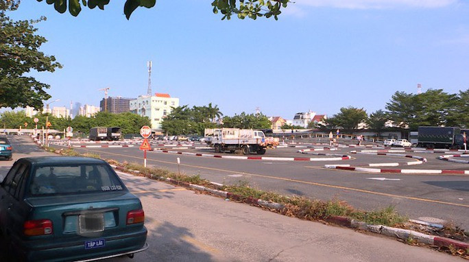 TP HCM: Giam doc trung tam dao tao lai xe dua 1 ti dong cho 2 chuyen vien thue-Hinh-6