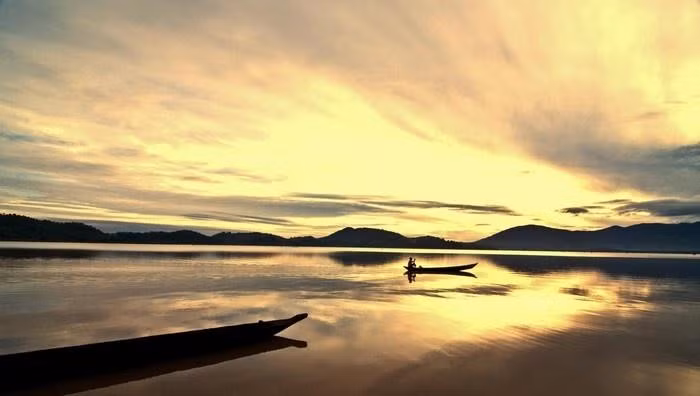 Ho Lak dep yen binh giua dai ngan Tay Nguyen-Hinh-6