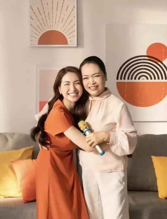 Me ruot Hoa Minzy: Tao tan vi con, ve gia song trong nhung lua-Hinh-2