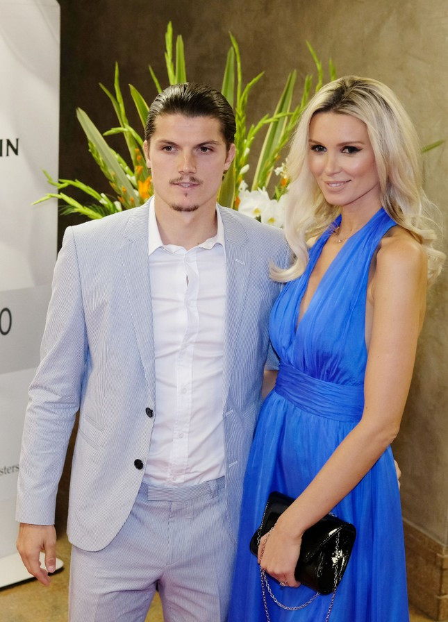 Ngam dan WAGs quyen ru cua cac tan binh Premier League-Hinh-2