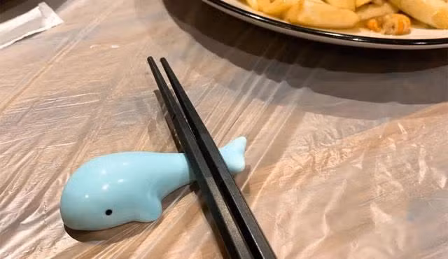 4 thu nay trong nha bep cua moi nha la 