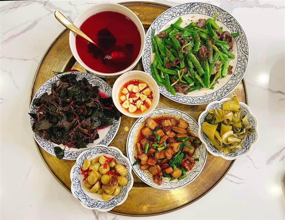 Shark Binh khoe bua com gia dinh, hanh phuc khi o cung Phuong Oanh-Hinh-8