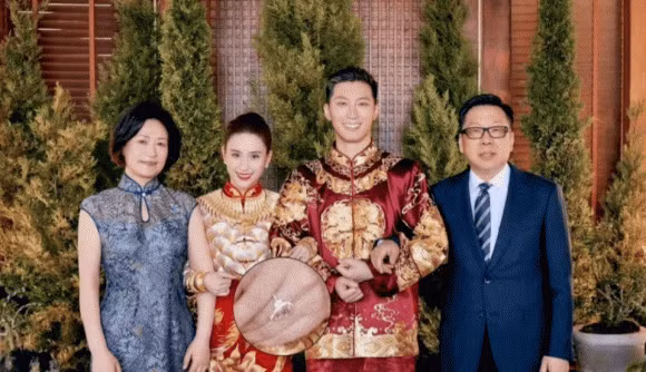 Phong tan hon cua Dau Kieu va ai nu 