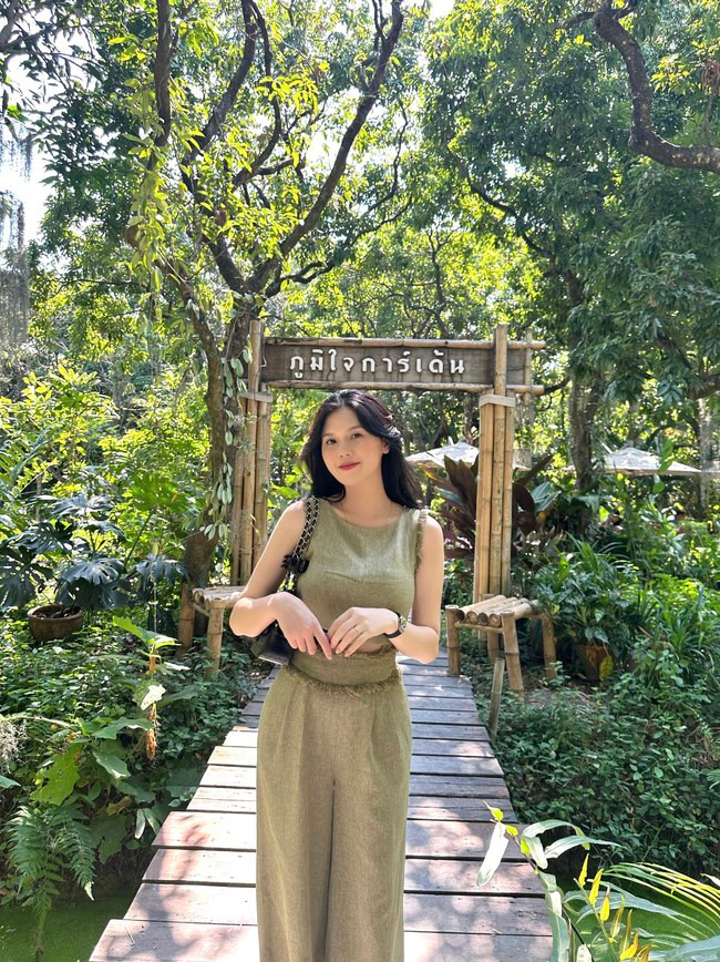 Thành Chung và Tố Uyên là cặp tai tài gái sắc được nhiều người hâm mộ yêu mến.