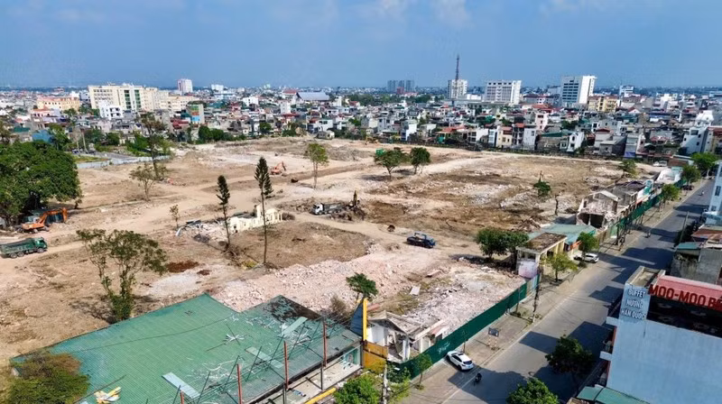 Dau gia su dung “dat vang” TP Hai Duong, khoi diem 2.271 ty