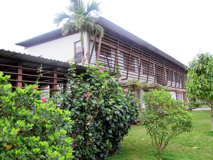  Nhà vườn “như trong mơ” của ca sĩ Mỹ Linh Vợ chồng Diva Mỹ Linh và nhạc sĩ Anh Quân sở hữu biệt thự nhà vườn rộng đến 1,2 ha ở Sóc Sơn. Ảnh: HNMO.