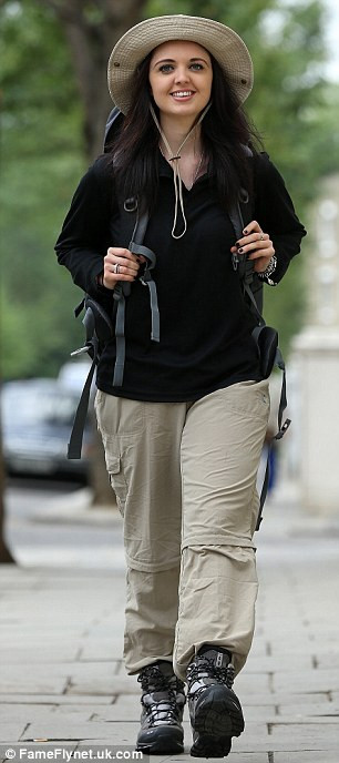 Mặc dù tình trạng bệnh ngày càng xấu đi nhưng điều đó không hề cản trở được nghị lực sống phi thường của thiếu nữ xinh đẹp này.