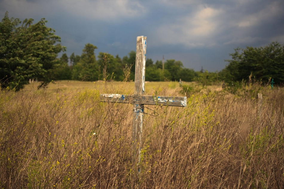 Cái chết có lẽ cũng là sự giải thoát anh khỏi bệnh tật dày vò.