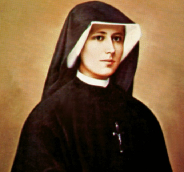 St Mary Faustina Kowalka 1905-1938 là con gái của một gia đình mộ đạo tại Ba La. Năm 19 tuổi, cô bắt đầu sống trong tu viện Warsaw, tại đây cô sẽ phải thề quên đi tuổi tác của mình. Năm thứ 3 trong tu viện, dấu thánh bắt đầu xuất hiện trên người cô, cô phải chịu đựng nỗi đau từ những vết máu rỉ ra.