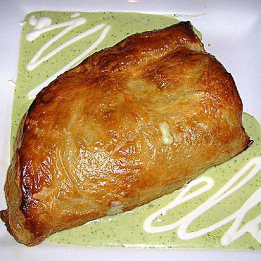 Bánh rán là một trong những thực phẩm chứa nhiều đường và tinh bột thông qua chiên, nên chứa rất nhiều năng lượng, dễ gây béo phì nếu ăn quá nhiều.