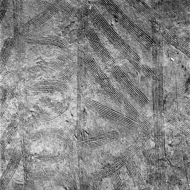 Những hoa văn mà các thầy mo sẽ tiến hành khắc lên mặt.