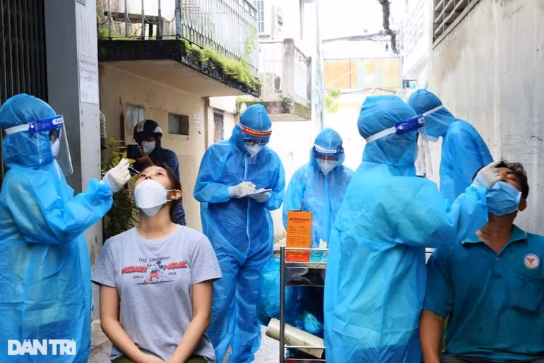 Sang 26/12, Ha Noi va nhieu tinh mien Tay ghi nhan ca mac Covid-19 cao-Hinh-4