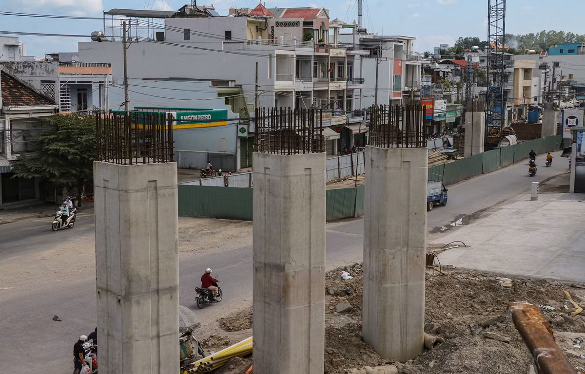 Lãnh đạo Công ty Phúc Sơn cho biết hiện nhánh N4 chưa thể thi công và doanh nghiệp đang chờ UBND tỉnh Khánh Hòa hoàn thành việc giải tỏa mặt bằng để tiến hành.