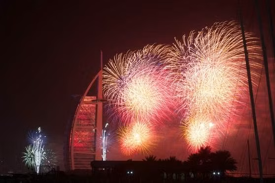 Để thực hiện chương trình tham vọng này, hơn 200 chuyên gia kỹ thuật đã phải làm việc trong 5.000 giờ...