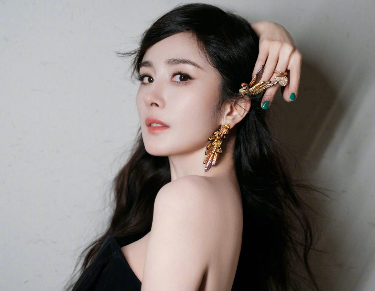 Dong phim 30 nam, Duong Mich van phai hoc lai dien xuat