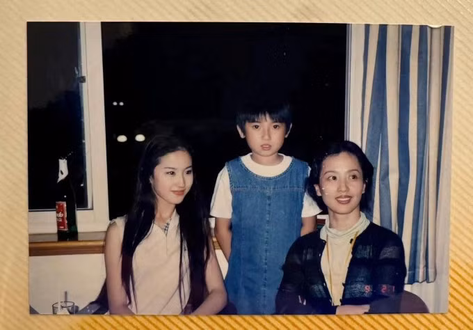 Hinh voi “visual” cuc pham cua Luu Diec Phi nam 16 tuoi