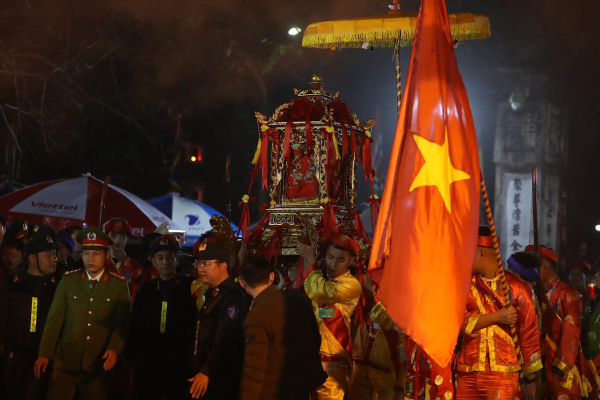 Khoi nguon it nguoi biet cua le khai an den Tran Nam Dinh