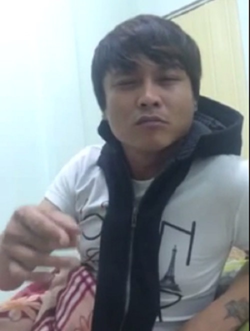 Nam thanh niên phản ứng gay gắt trước việc Linda tung clip chửi Lệ Rơi.