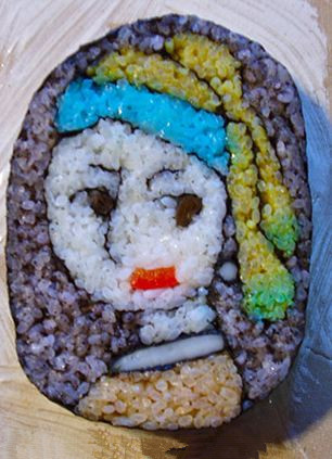 Khuôn mặt khó chịu của một cô gái.