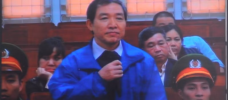 Dương Chí Dũng tại tòa.