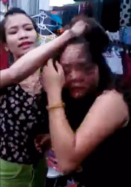 Nu sinh trom quan bi danh ta toi, tra 500 nghin dong-Hinh-2