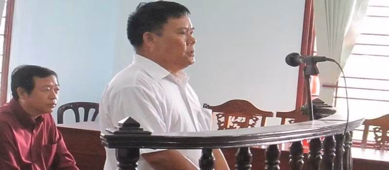 Bị cáo Lê Tuấn Kiệt trước vành móng ngựa.