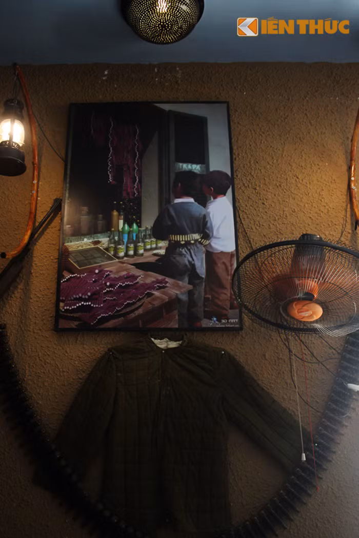 Quân trang của người lính thời chiến tranh.