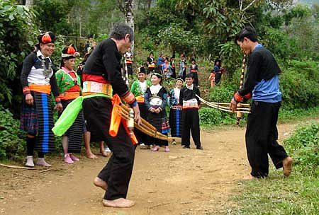 Tiếng kèn gọi bạn tình của người H'mông.