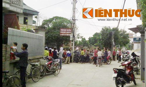 Hiện trường xảy ra vụ án mạng kinh hoàng.