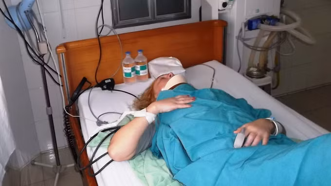 Bà Oxana sau ca mổ.