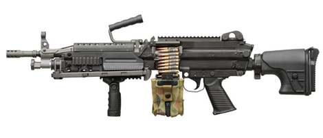 Chân chống gập lại hợp lý cộng với tay cầm phụ giúp dễ dàng khai hỏa Minimi Mk3 khi đang chạy hoặc đứng.