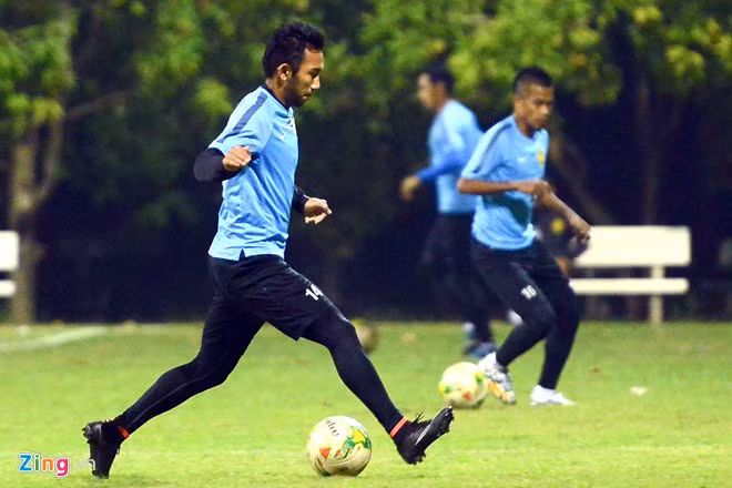 Theo ông Dollah Salleh, dù chiến thắng Việt Nam trên sân Mỹ Đình là một việc khá khó, nhất là khi ĐT Việt Nam lại đang có lợi thế ghi bàn trên sân khách, nhưng với nỗ lực của toàn đội, sự quyết tâm, vị HLV này tin rằng các học trò của ông vẫn có thể làm nên điều kỳ diệu.