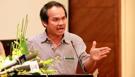 Bầu Đức nhận định rằng dư luận, khán giả có quyền được nghi ngờ, đặt câu hỏi, nhưng những người làm lãnh đạo, những người trong cuộc thì nên thận trọng và cân nhắc trước khi đưa ra các quyết định.