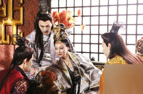 4 nam sủng nào được Võ Tắc Thiên yêu mến nhất? - Hình 4 4 nam sung nao duoc Vo Tac Thien yeu men nhat?-Hinh-4