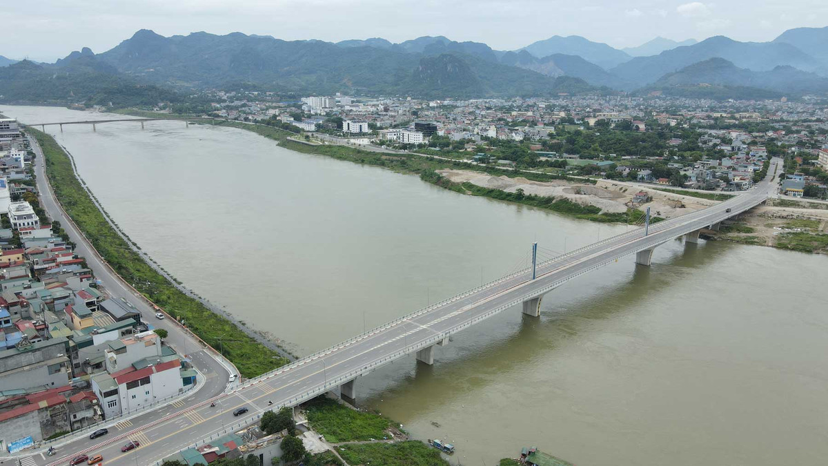 Tinh Hoa Binh thanh lap nam nao, co bao nhieu huyen va xa?-Hinh-2