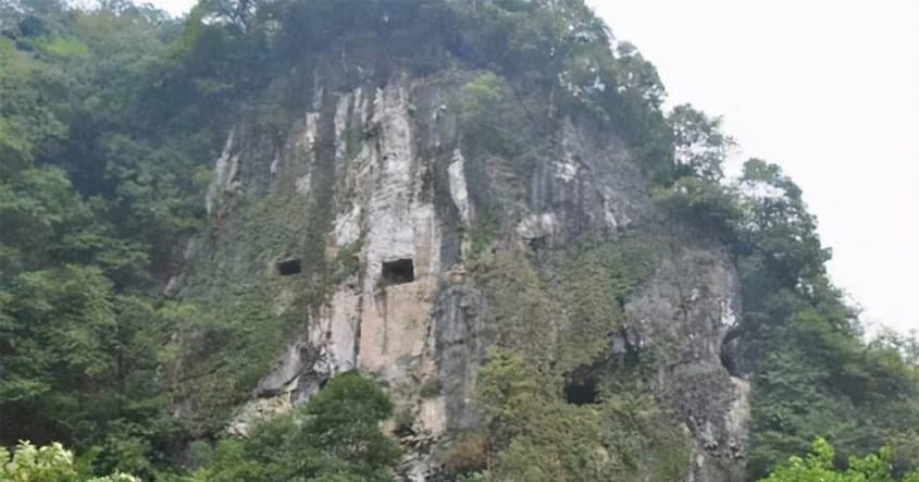 Kỳ bí mộ cổ 800 năm, ai trộm đồ trong mộ sẽ chết Ky bi mo co 800 nam, ai trom do trong mo se chet